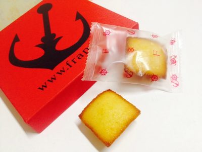 神戸フランツ 神戸居留地の石畳