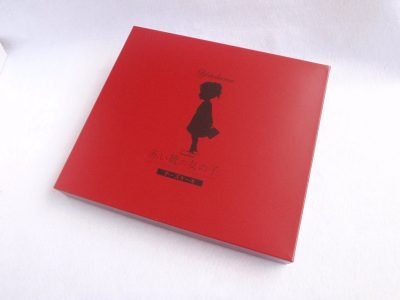 赤い靴の女の子 チーズケーキ