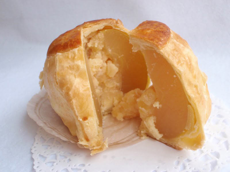 まるごとりんごパイ　気になるリンゴ　中身