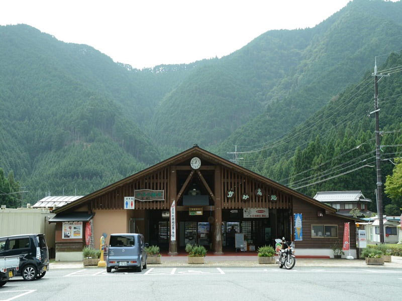 道の駅R427かみ外観