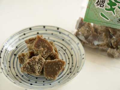 与論島 よもぎ黒糖