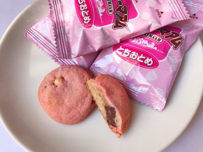 カントリーマアムとちおとめ