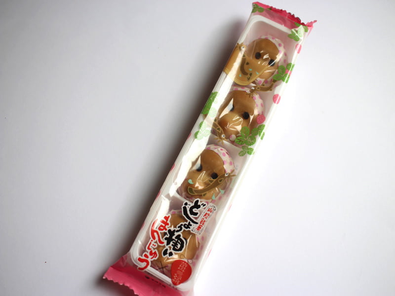 どじょう掬いまんじゅういちご外装