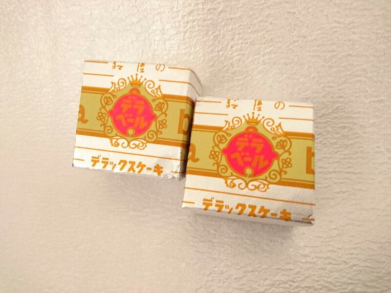 デラックスケーキ 外装