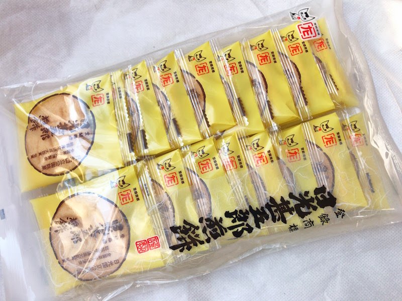 日光甚五郎煎餅 外装