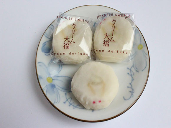 鳥取うさぎクリーム大福中身