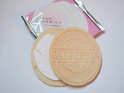 福島白桃クリームサンド