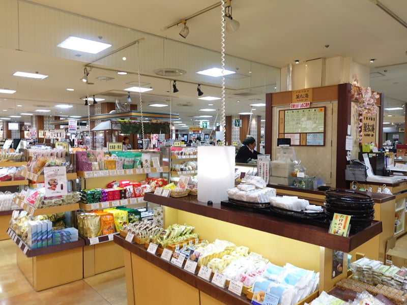 一畑百貨店 お土産コーナー