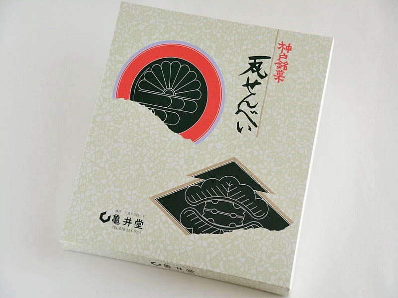 亀井堂本家瓦せんべい外装
