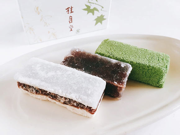 桂月堂 秀菓撰(雪)中身