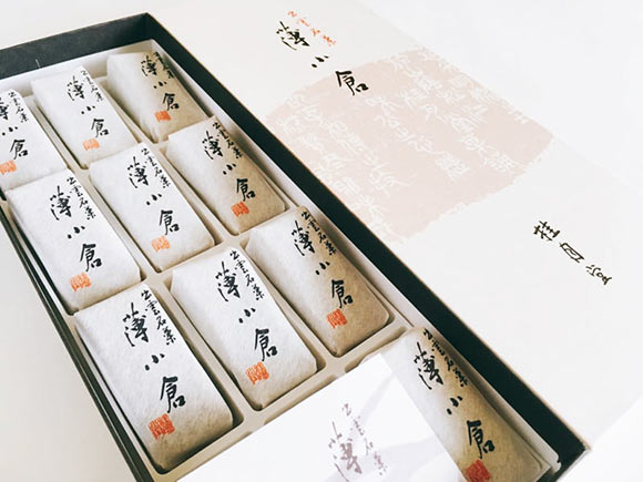 桂月堂 薄小倉開封後