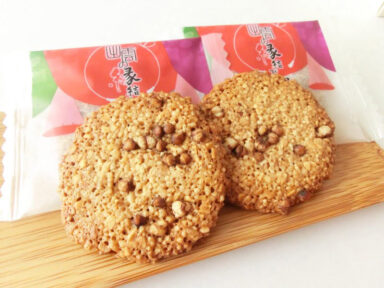 出雲の縁結び そばの実煎餅