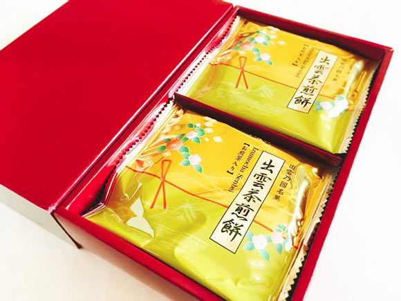 玉湯茶乃蔵 出雲茶煎餅開封後