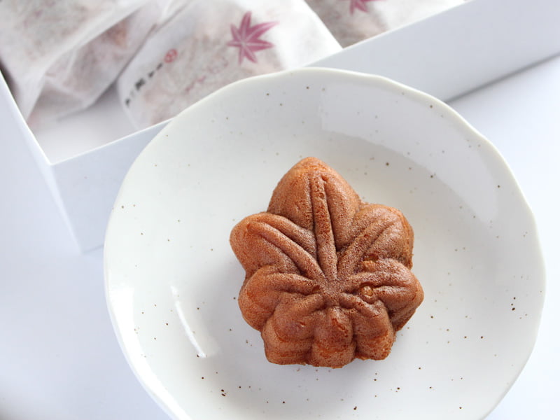 藤い屋 もみじ饅頭