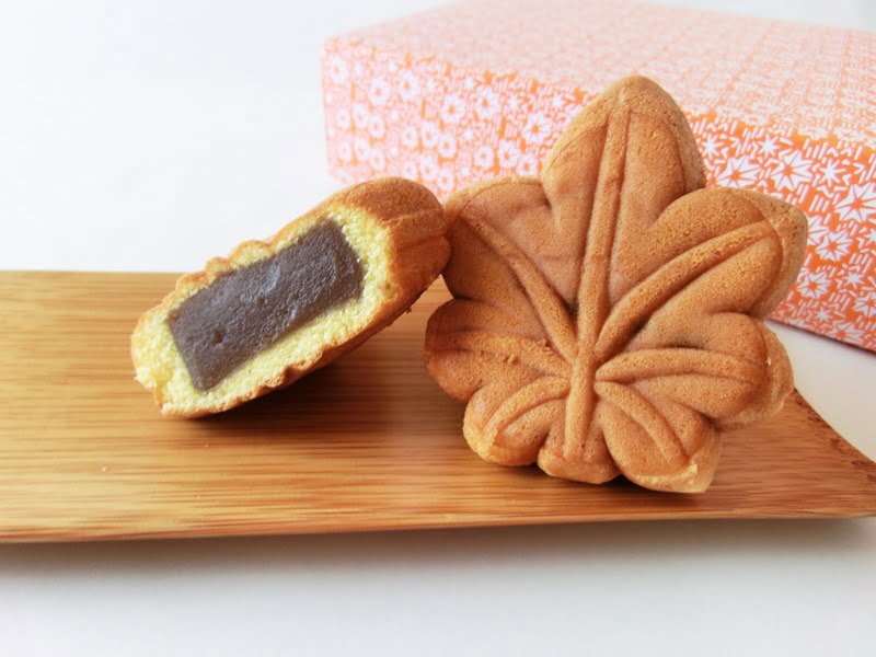 金萬堂 もみじ饅頭 アップ