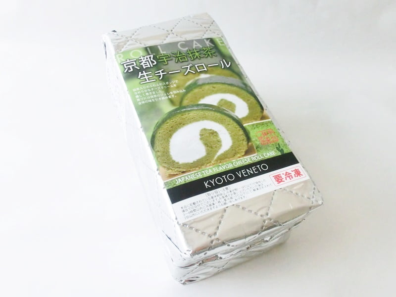 京都うじ抹茶生チーズロール　外装