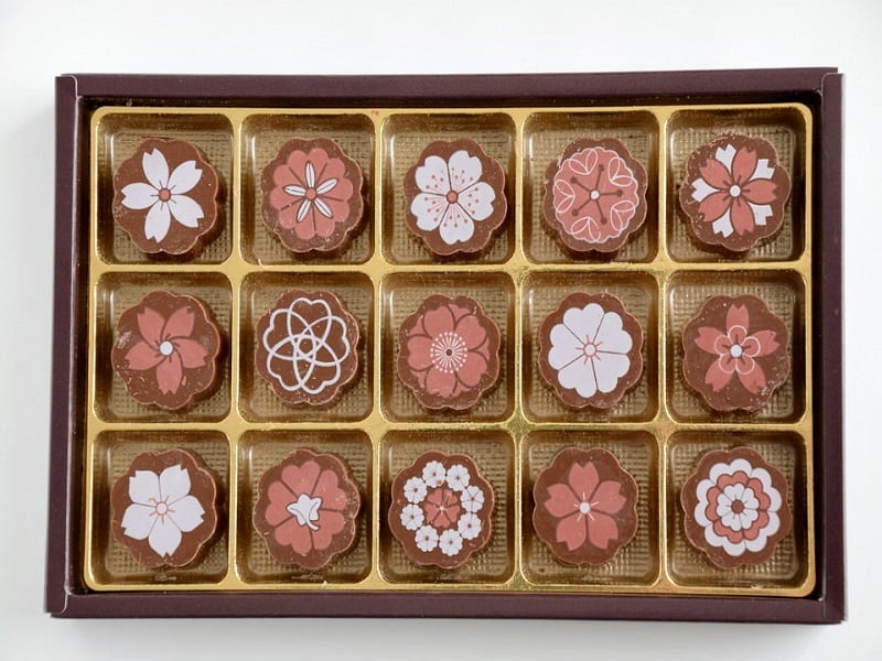 モンロワール桜花紋 開封写真
