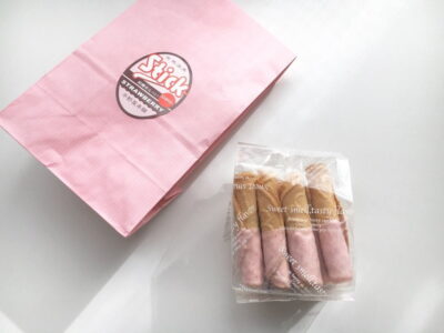 炭酸せんべいスティック(ストロベリー)