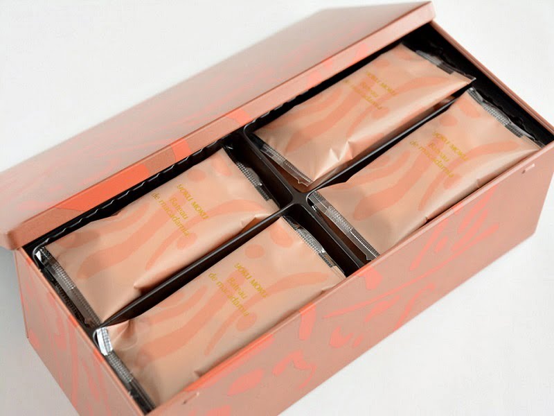 バトー ドゥ マカダミア開封写真