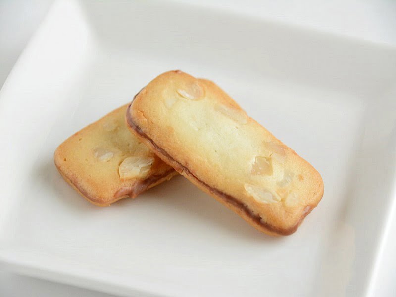 バトー ドゥ マカダミア中身写真