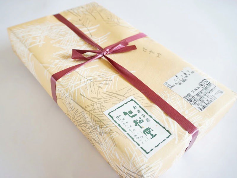 旭松堂 バナナ最中外装