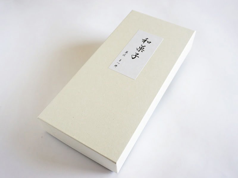 まつ井 くるみ最中外装