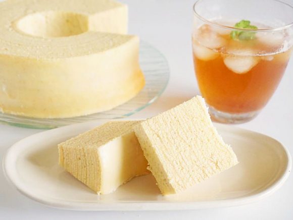 HOLLANDISCHE KAKAO-STUBE バウムクーヘン中身