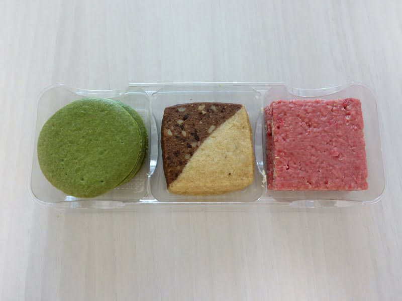 六花亭の○△□ミニを開封