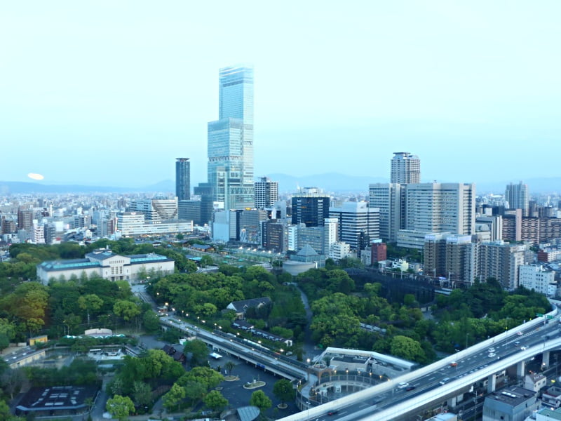 通天閣から見るあべのハルカス