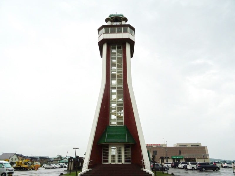 道の駅「鐘のなるまち・ちっぷべつ」の塔