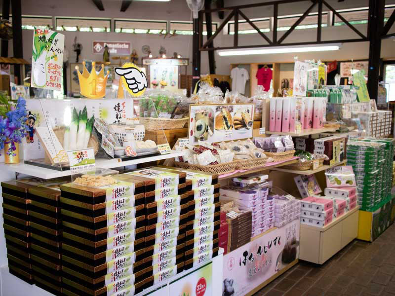 道の駅草津運動 お土産屋店内