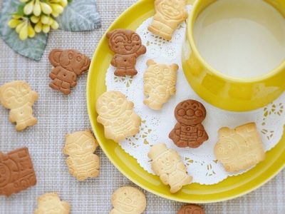 アンパンマン・ビスケット(バス缶)