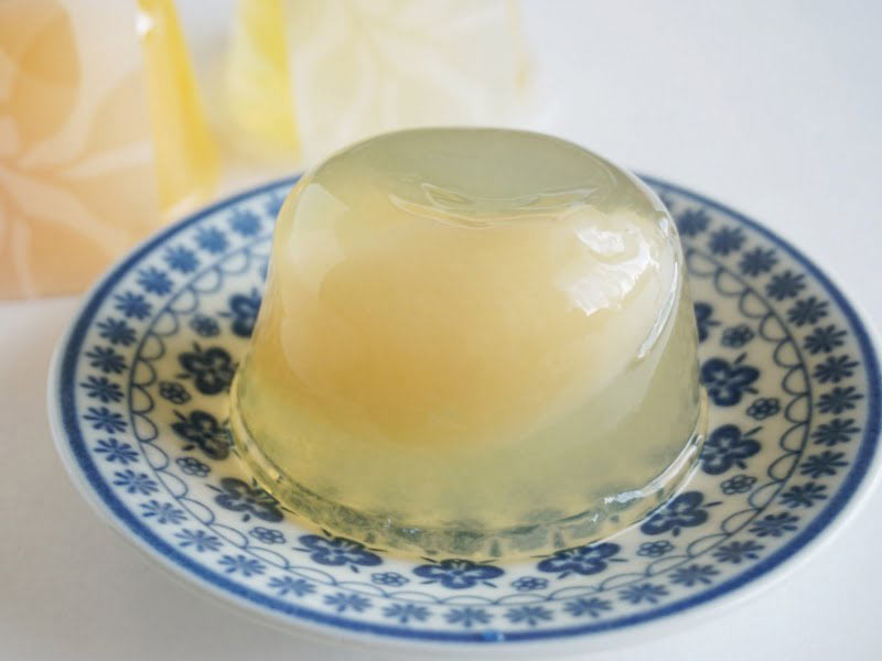 国産果実入りのゼリー　白桃