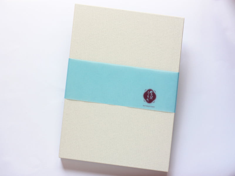 加賀志きし　うちわ煎餅　外装