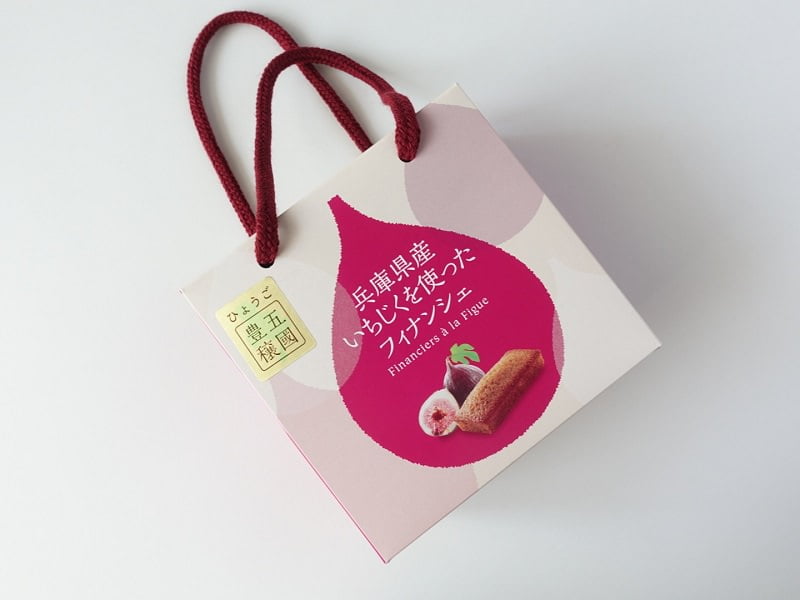 いちじくを使ったフィナンシェ外装