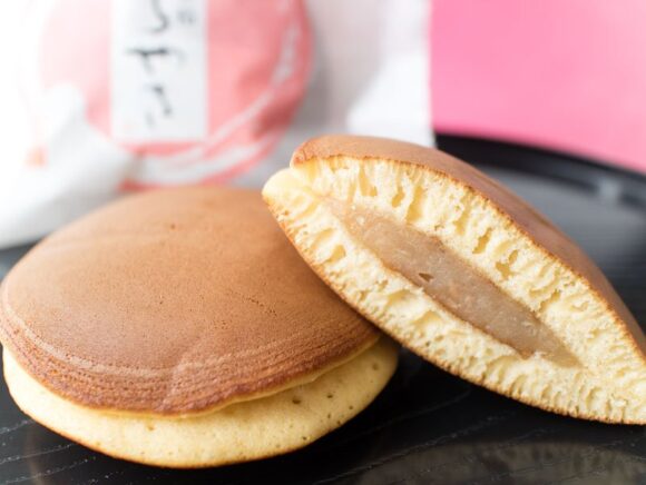 十万石 白つぶ餡どらやき 中身