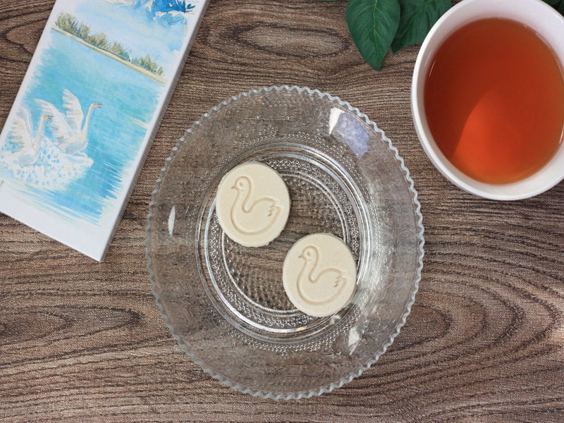 開運堂 白鳥の湖 中身の写真