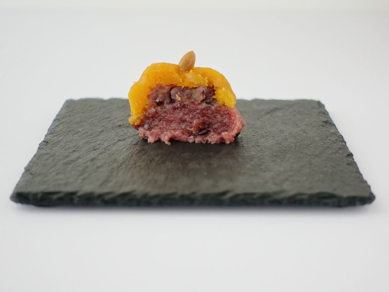 かぼちゃ黒米もち 断面