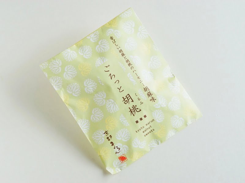 ごろっと胡桃 胡麻味外装