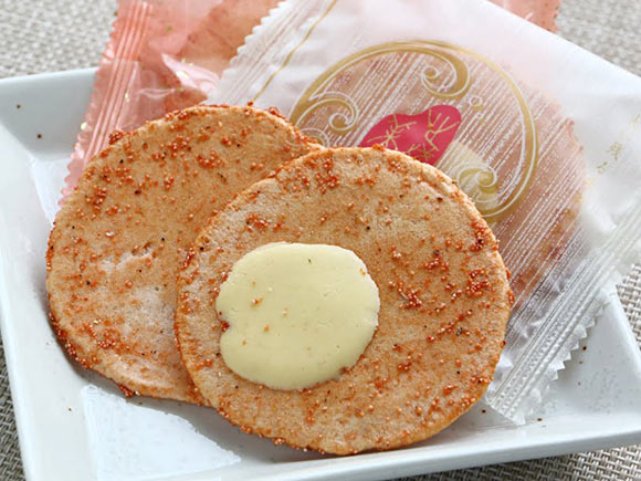 かば田めんたい味お煎餅中身の写真