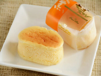 お菓子の日高 窯出しちーずスフレ