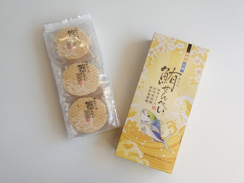 鮪せんべい内装