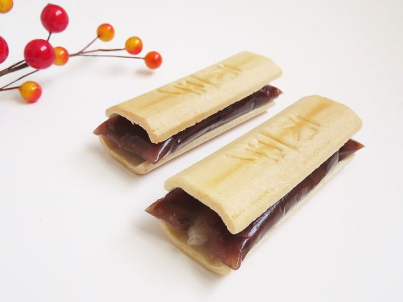 たねや ふくみ天平・たねや最中 作りたての写真