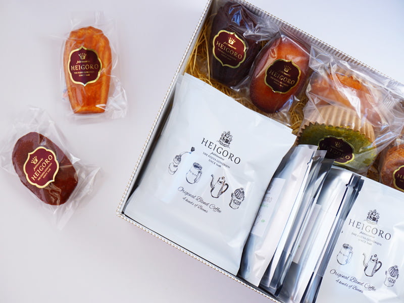 平五郎　焼き菓子セレクション＆オリジナルブレンドコーヒーと紅茶セット　開封した写真