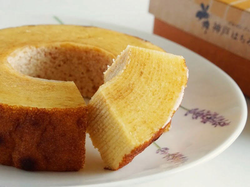 コンディトライ神戸 神戸はちみつバウム中身