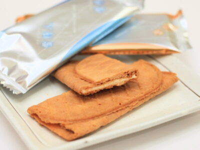 三葉製菓 雪待人