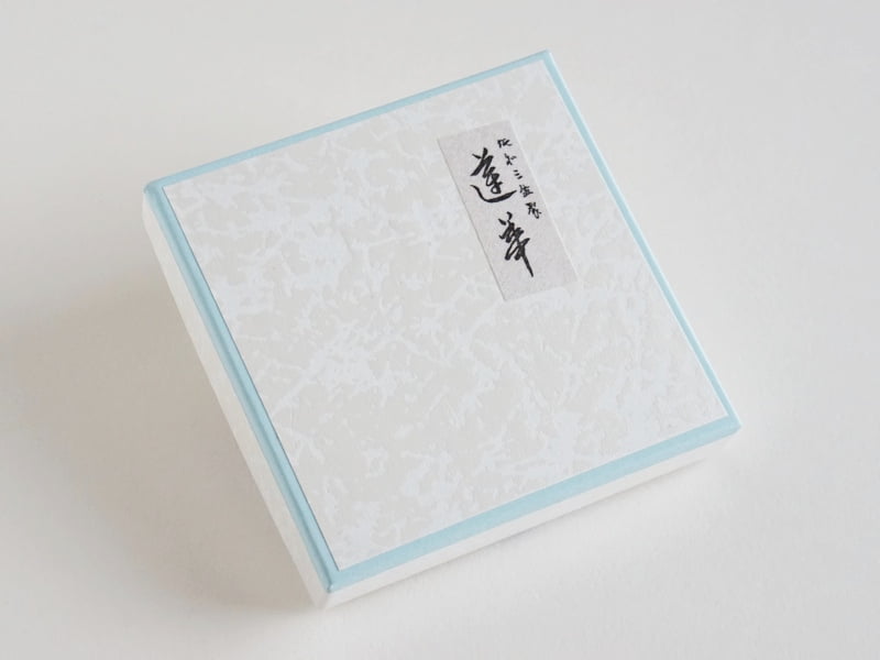 寶月堂 蓮華外装