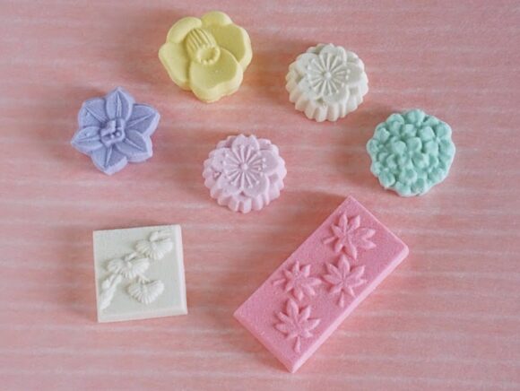 寶月堂 四季彩中身