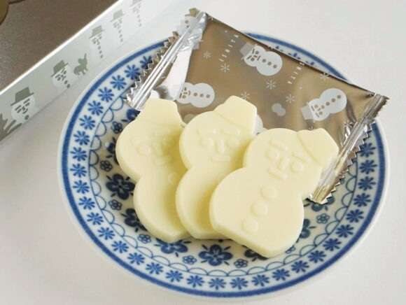 石屋製菓 雪だるまくんチョコレート(ホワイト)中身