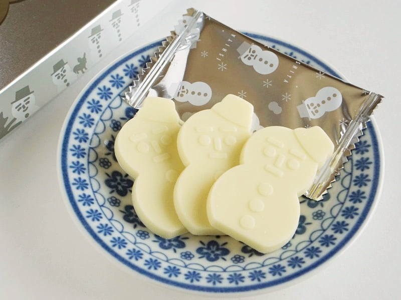 石屋製菓 雪だるまくんチョコレート(ホワイト)中身